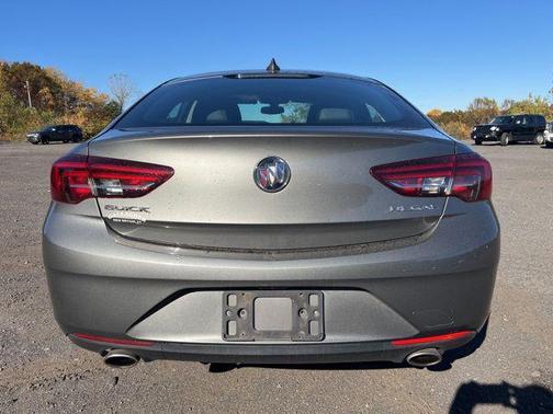 2018 Buick Regal Sportback Essence