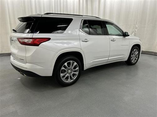 2021 Chevrolet Traverse Premier