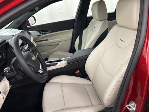 2025 Cadillac CT4 Premium Luxury