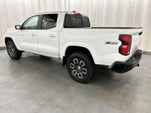 Summit White 2026 Chevrolet Colorado Z71