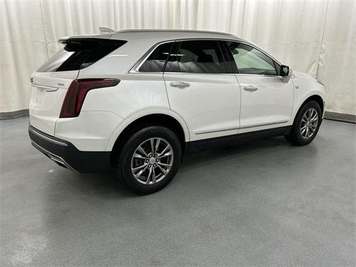 2021 Cadillac XT5 Premium Luxury