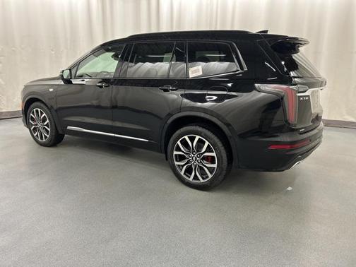 2025 Cadillac XT6 Sport AWD