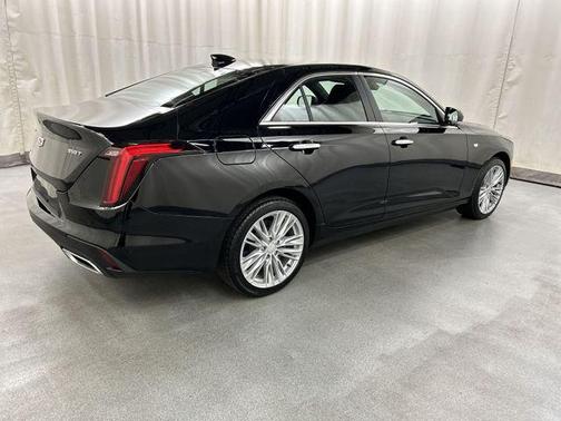 2025 Cadillac CT4 Premium Luxury RWD