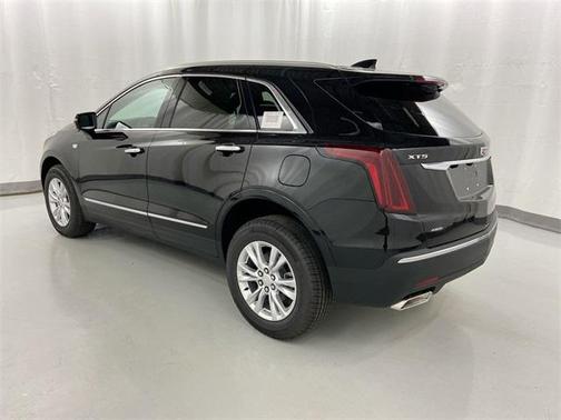 2022 Cadillac XT5 Luxury