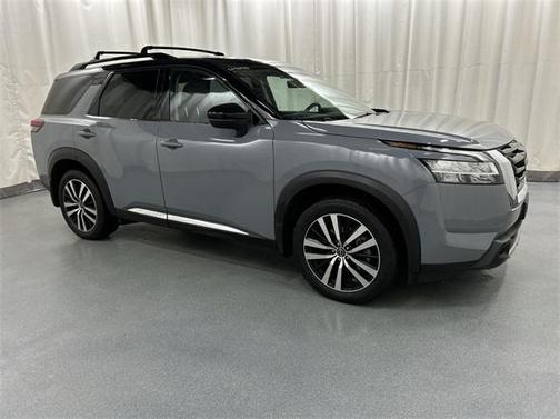 2023 Nissan Pathfinder Platinum 4WD