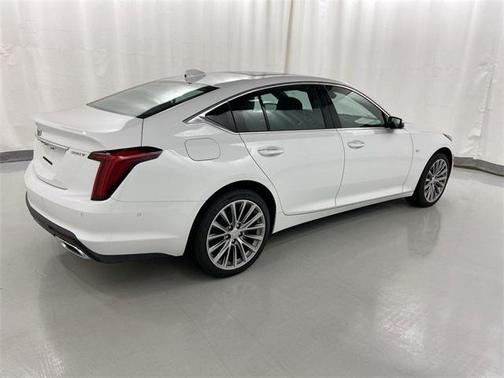2022 Cadillac CT5 Premium Luxury