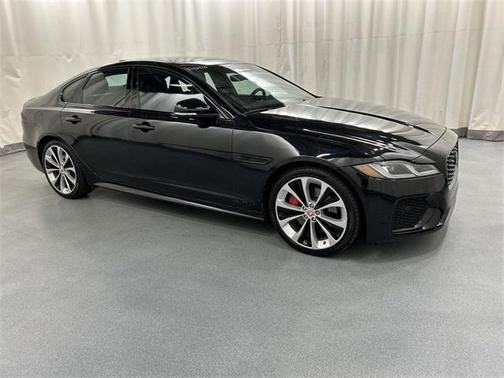 2022 Jaguar XF R-Dynamic SE P300 AWD Automatic