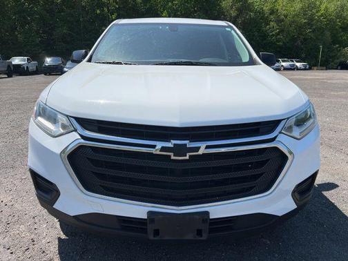 Summit White 2019 Chevrolet Traverse LS