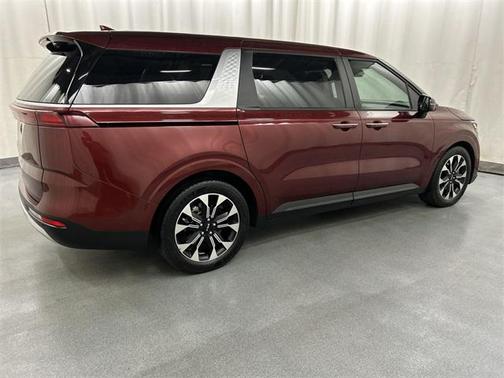 2022 Kia Carnival EX