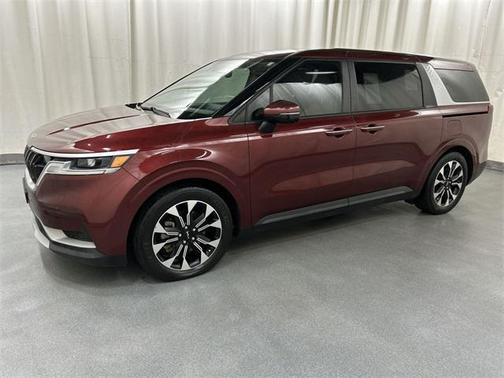 2022 Kia Carnival EX