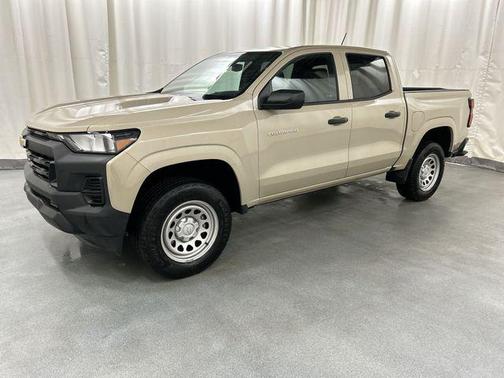 2024 Chevrolet Colorado WT