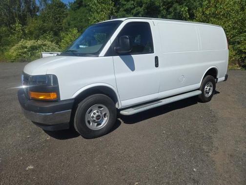 2023 GMC Savana 2500 Work Van