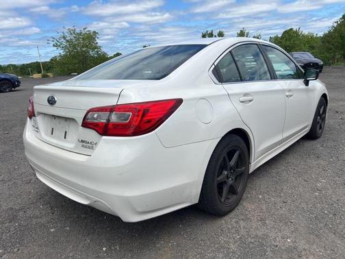 2016 Subaru Legacy Base