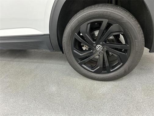 2022 Volkswagen Atlas 3.6L SE w/Technology