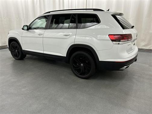 2022 Volkswagen Atlas 3.6L SE w/Technology