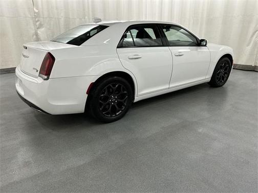 2019 Chrysler 300 S