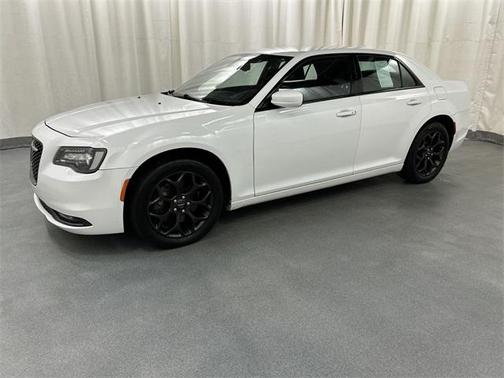 2019 Chrysler 300 S