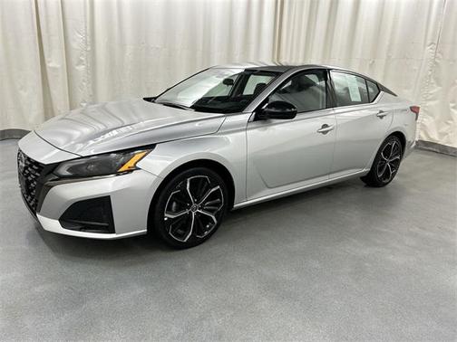 2024 Nissan Altima SR FWD