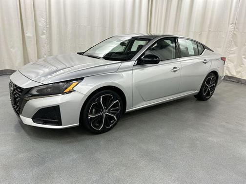 2024 Nissan Altima SR FWD