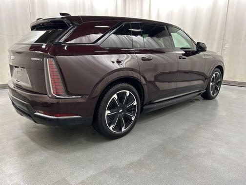 2025 Cadillac Escalade IQ Sport 2