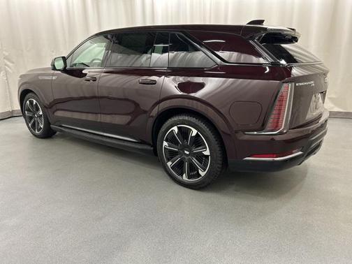 2025 Cadillac Escalade IQ Sport 2