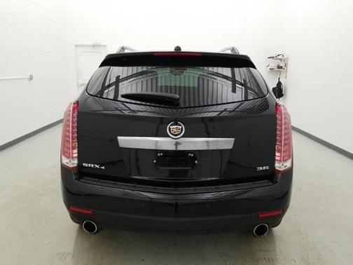 2016 Cadillac SRX Performance Collection