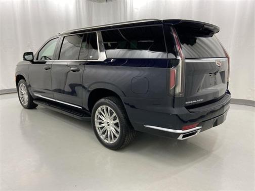 2023 Cadillac Escalade ESV Premium Luxury