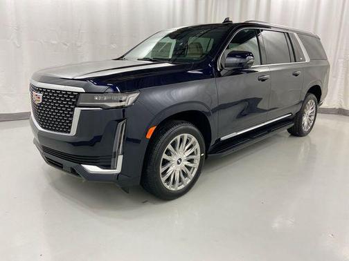 2023 Cadillac Escalade ESV Premium Luxury