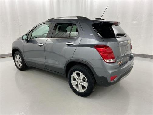 Photo 3 of 25 of 2019 Chevrolet Trax LT