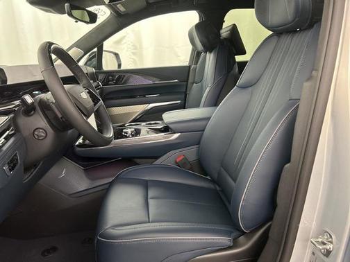 2025 Cadillac Escalade Luxury