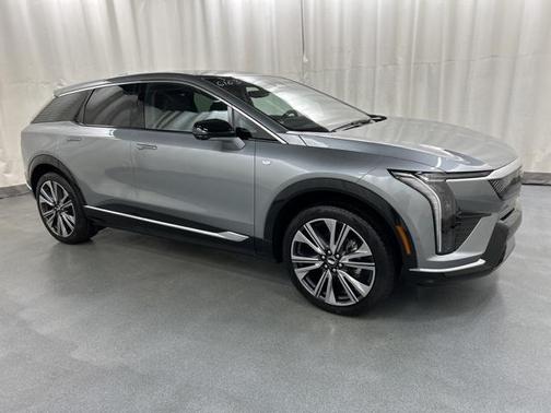 2025 Cadillac OPTIQ Luxury 2 AWD