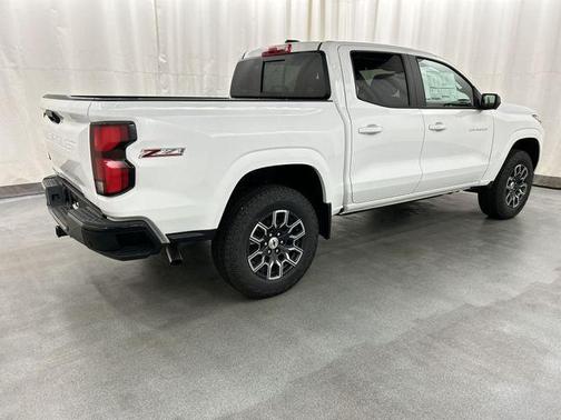 Summit White 2026 Chevrolet Colorado Z71