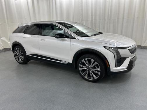 2025 Cadillac OPTIQ Luxury