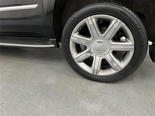 2018 Cadillac Escalade ESV Luxury