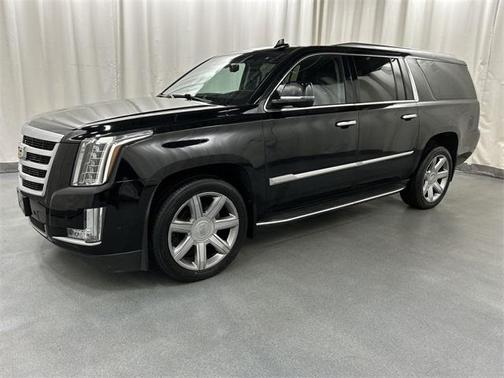 2018 Cadillac Escalade ESV Luxury