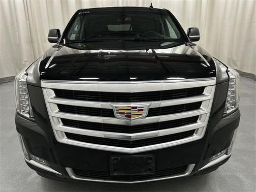 2018 Cadillac Escalade ESV Luxury