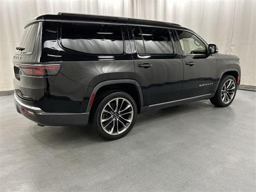 2022 Jeep Wagoneer Series III 4x4