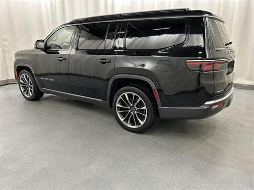 2022 Jeep Wagoneer Series III 4x4