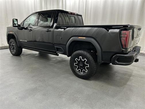 2025 GMC Sierra 2500 AT4