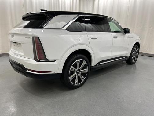 2025 Cadillac Escalade Luxury