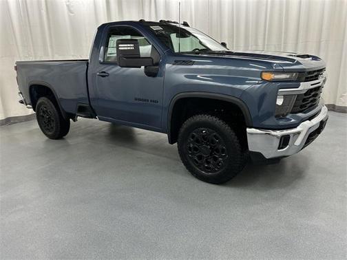 2025 Chevrolet Silverado 3500 LT