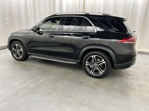 Black 2023 Mercedes-Benz GLE 450 4MATIC