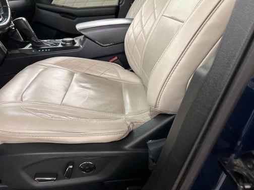 Blue Jeans Metallic 2016 Ford Explorer Platinum
