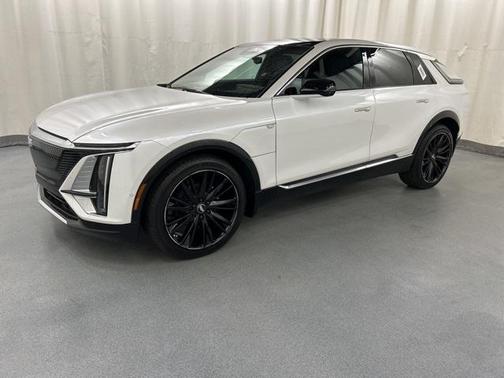 2025 Cadillac LYRIQ Luxury
