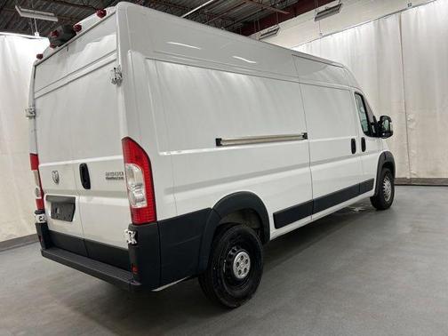 Bright White Clearcoat 2025 RAM ProMaster 2500 Tradesman