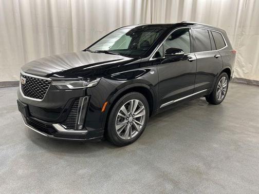 Stellar Black Metallic 2022 Cadillac XT6 Premium Luxury FWD