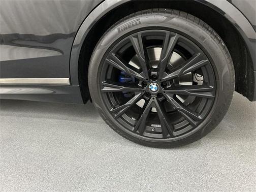 2021 BMW X7 M50i