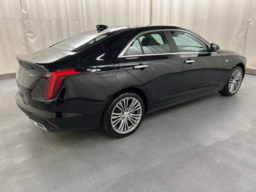 2025 Cadillac CT4 Premium Luxury RWD