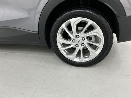 2023 Chevrolet Bolt EUV FWD LT