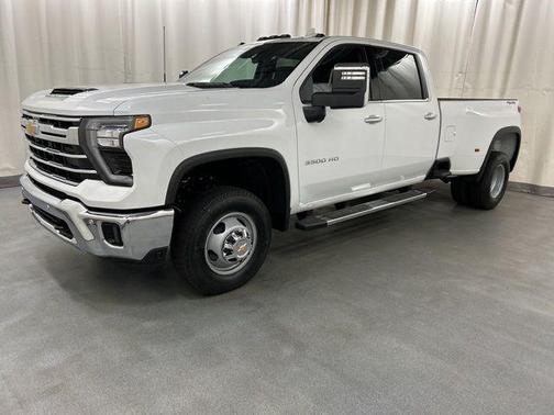 Summit White 2026 Chevrolet Silverado 3500 LTZ